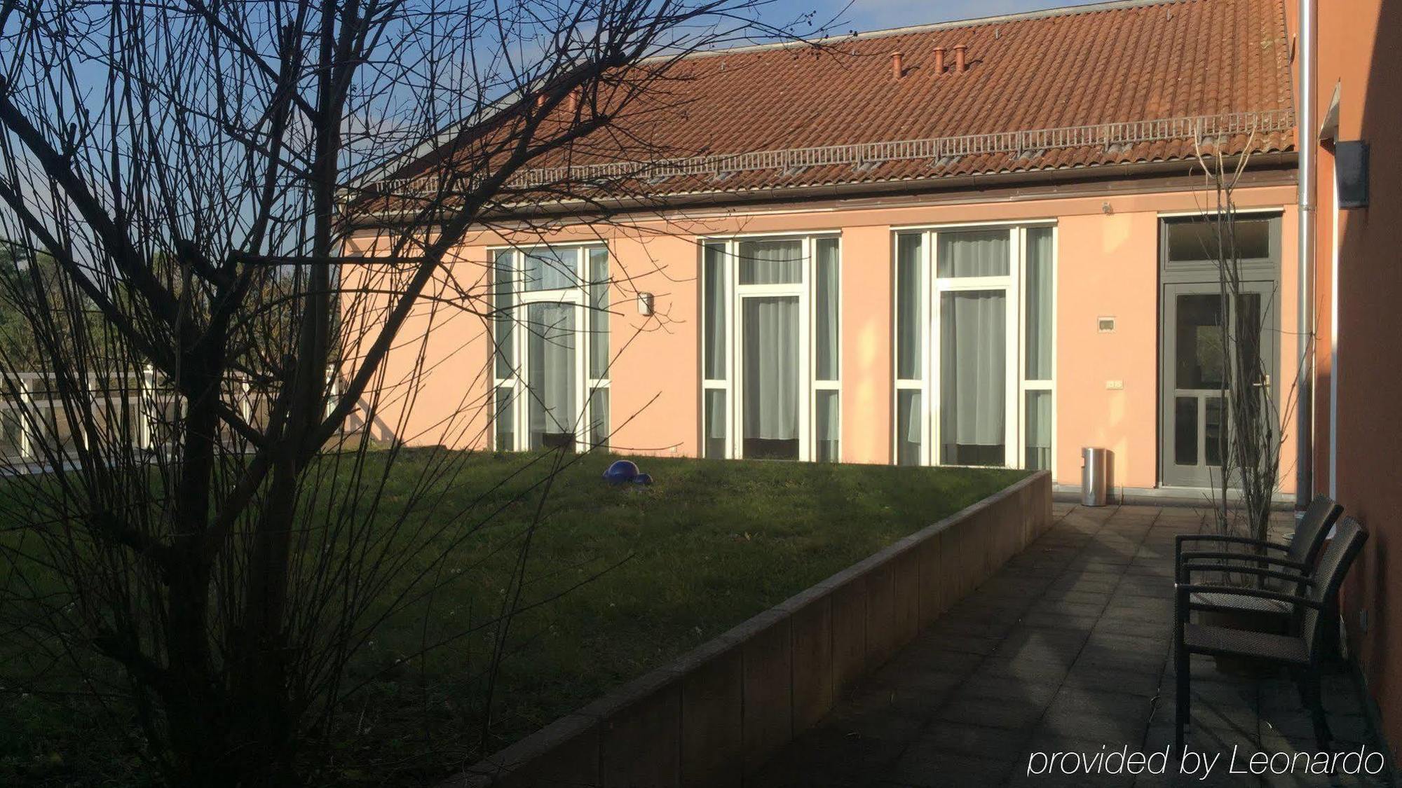 1, 2, Sleep Boardinghouse Unterschleissheim Zentrum Luaran gambar