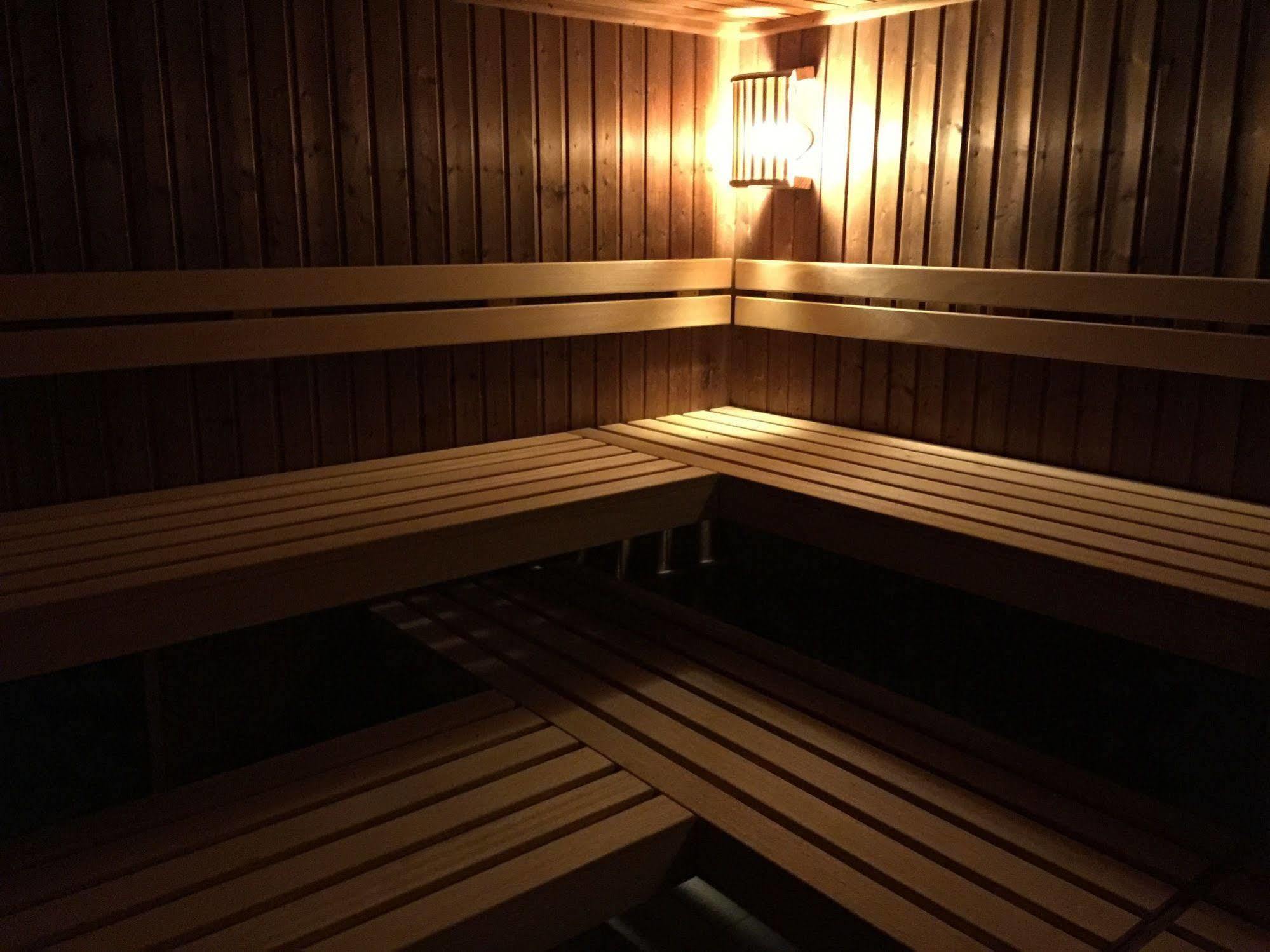 1, 2, Sleep Boardinghouse Unterschleissheim Zentrum Luaran gambar